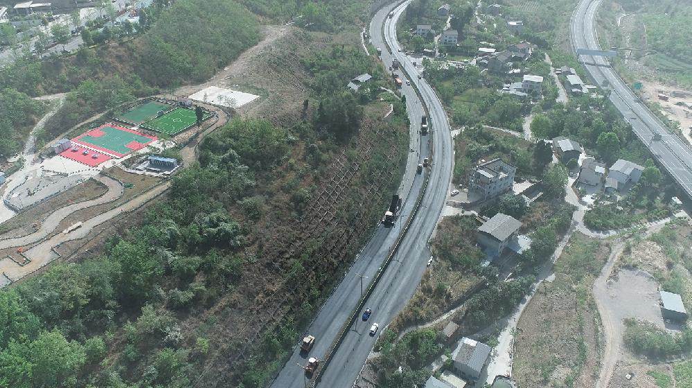 長道如弦，撥啟新章——G108線利州區(qū)瓷窯鋪至天立學校路口段大修工程項目建設側(cè)記